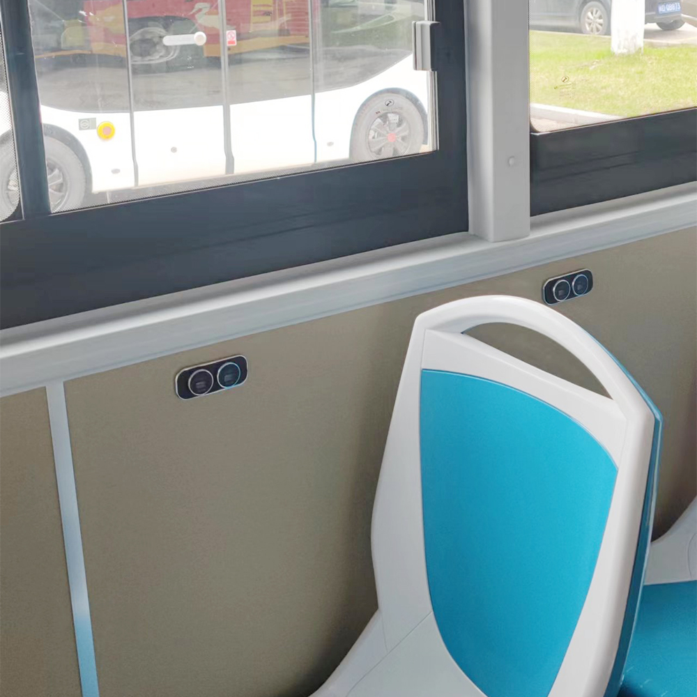 211abf4c37c0460a3c1ba44f819cc4b-1